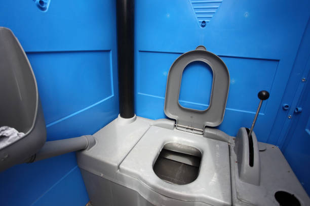 Best Porta potty rental near me  in Pine Manor, FL