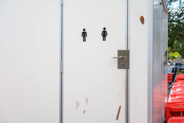 Best Portable bathroom rental  in Pine Manor, FL